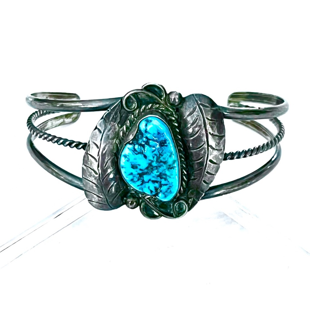 Navajo, Old Pawn Vintage Sterling Silver “Kingman” Turquoise Cuff
